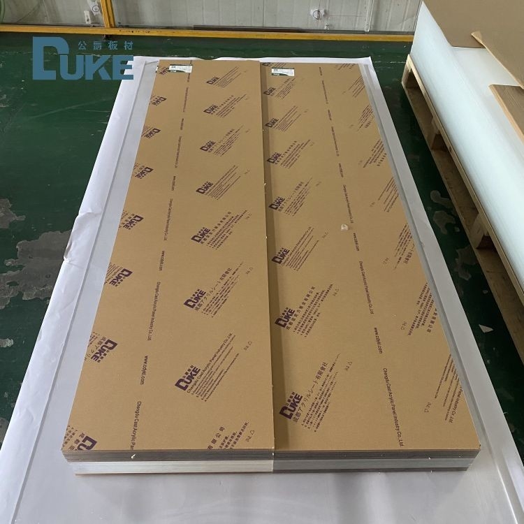 Anti Sararma Özel Açık Akrilik Yaprak Kalın PMMA Panel Dış Pencere için CNC Kesme 10mm