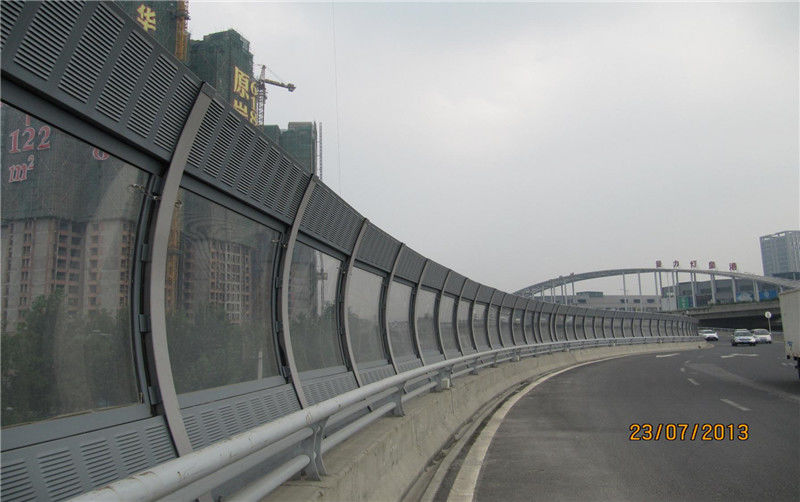 5mm-20mm Virgin MMA dökme akrilik levha     Hava koşullarına dayanıklı akustik panel ses bariyeri çit için