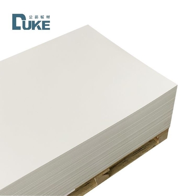 Parlak Süt Beyaz Perspex Yaprak Termoforming Sağlık Sınıfı